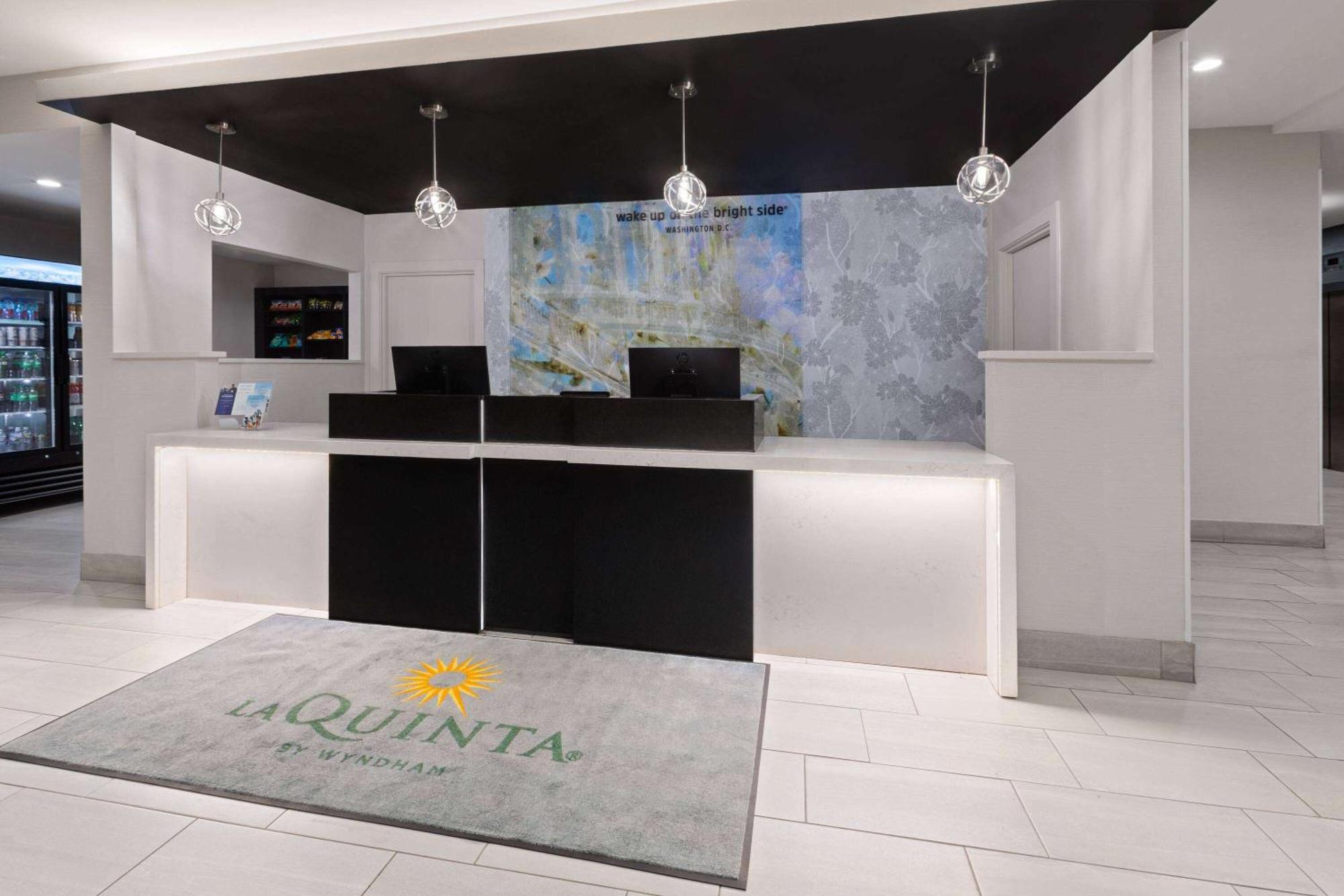 La Quinta Inn & Suites By La Quinta Inn & Suites By Wyndham Washington Dc Noma Exteriör bild