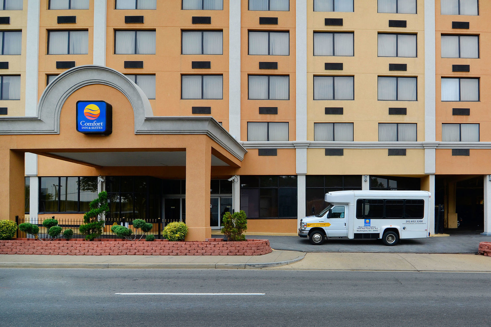 La Quinta Inn & Suites By La Quinta Inn & Suites By Wyndham Washington Dc Noma Exteriör bild